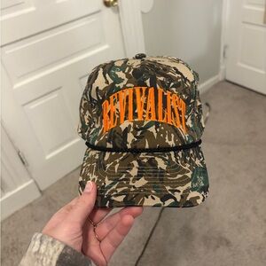 limited edition “Revivalist” camo hat never worn